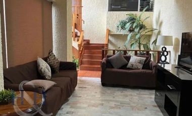 Casa En Venta En Jardines Universidad