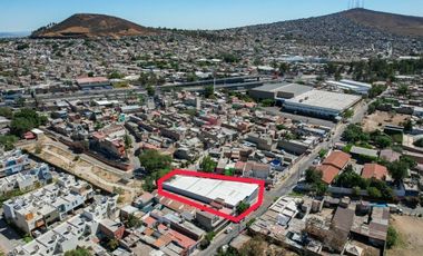 BODEGA  NUEVA EN RENTA EN SANTA MARIA TEQUEPEXPAN