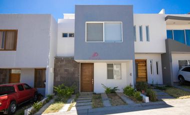 Casa en Venta en Senderos de Monteverde, Tlajomulco de Zúñiga