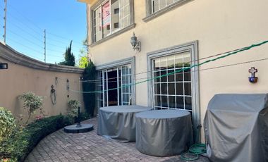 Casa en condominio en venta en interlomas