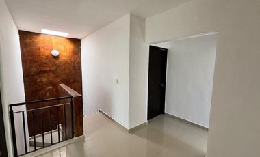 CASA EN VENTA EN LAS CRUCES CLUB DE GOLF APODACA