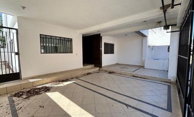 CASA EN VENTA EN LAS CRUCES CLUB DE GOLF APODACA