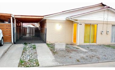 Venta casa 3D 2B 2E en Condominio Portal de Calle Larga