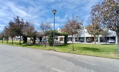 Casa en Coto muy cerca de Periférico