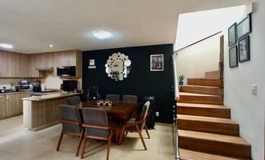 Casa en Coto muy cerca de Periférico