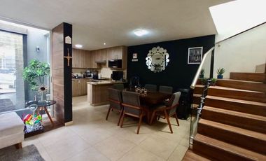 Casa en Coto muy cerca de Periférico