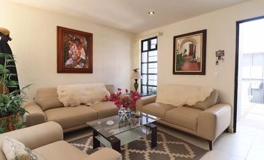 CASA EN VENTA EN PÁTZCUARO, FRACC. BOSQUES DE PÁTZCUARO.