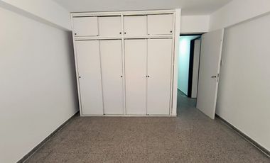 Dpto 2do P / Zona Centrica Av. Mitre 668