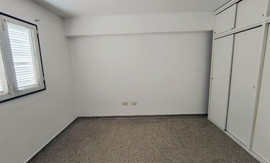 Dpto 2do P / Zona Centrica Av. Mitre 668