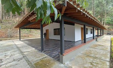ARRIENDO de CASAS en ENVIGADO