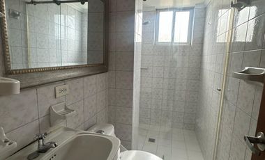 APARTAMENTO PARA ARRIENDO EN AVENIDA PARALELA