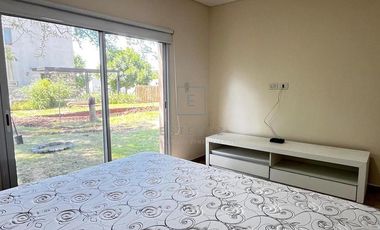 Casa en venta, 3 dormitorios y pileta. Barrio Cerrado, Escobar