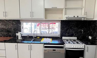 Casa en venta, 3 dormitorios y pileta. Barrio Cerrado, Escobar