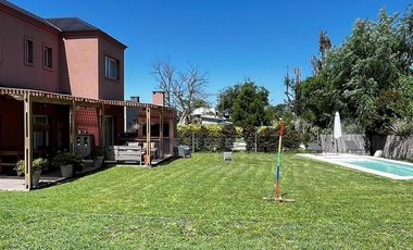 Casa en Venta frente a la plaza de juegos, 3 dormitorios. Barrio Cerrado San Matias, Escobar