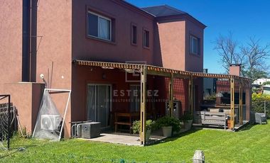 Casa en Venta frente a la plaza de juegos, 3 dormitorios. Barrio Cerrado San Matias, Escobar