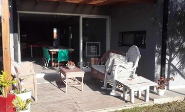 Casa de 3 dormitorios y pileta en venta, Barrio Cerrado, Escobar, G.B.A. Zona Norte