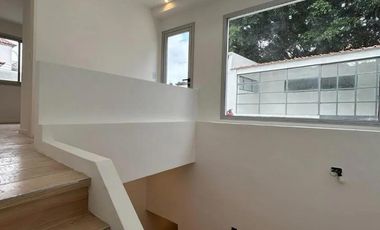 Tinogasta 2700, Casa de estilo, Reciclada íntegramente a nueva, con cochera en Villa del Parque