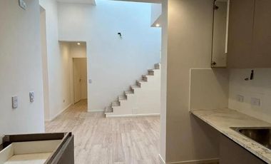 Tinogasta 2700, Casa de estilo, Reciclada íntegramente a nueva, con cochera en Villa del Parque
