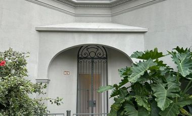 Tinogasta 2700, Casa de estilo, Reciclada íntegramente a nueva, con cochera en Villa del Parque