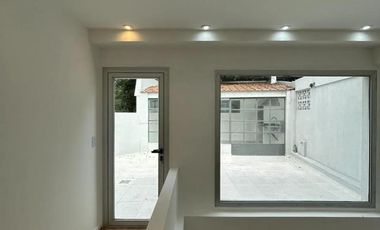 Tinogasta 2700, Casa de estilo, Reciclada íntegramente a nueva, con cochera en Villa del Parque