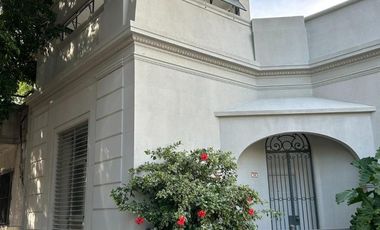 Tinogasta 2700, Casa de estilo, Reciclada íntegramente a nueva, con cochera en Villa del Parque