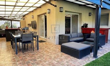 Casa  en Venta ubicado en Santa Guadalupe, Pilar, G.B.A. Zona Norte