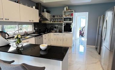 Casa  en Venta ubicado en Santa Guadalupe, Pilar, G.B.A. Zona Norte