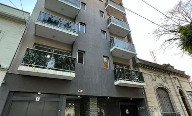 Departamento de 1 dormitorio c/ vestidor en Venta en 13 e/ 59 y 60