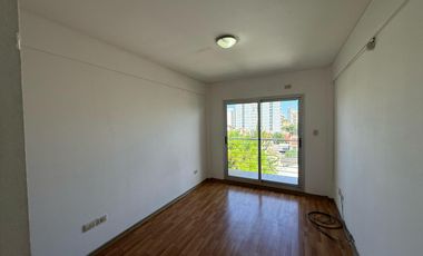 Departamento de dos ambientes en Alquiler en Wilde Centro