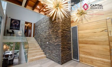 Casa de Lujo en venta en Palomar Sur
