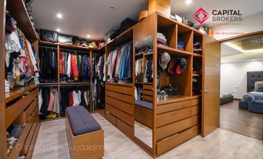 Casa de Lujo en venta en Palomar Sur