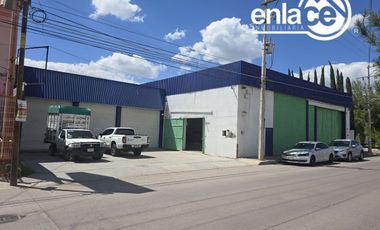 Bodega con Local Comercial en Renta