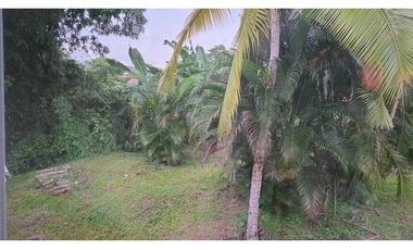 ANCON / LOS RIOS / 3 HABITACIONES / VACIO / CERCADA / 834 M2