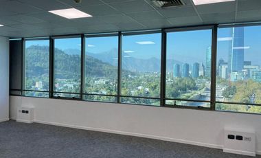 ARRIENDO Oficina de 272m2 con terraza, Metro Pedro de Valdivia