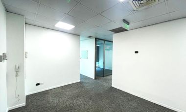 ARRIENDO Oficina de 272m2 con terraza, Metro Pedro de Valdivia