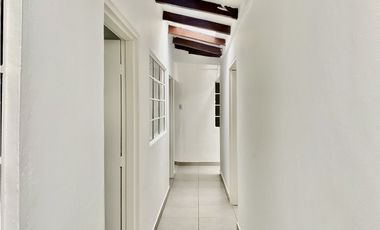 CASA EN LAS AMERICAS