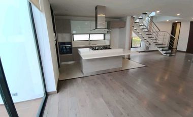 Arriendo casa en conjunto cerrado Cota $ 4.000.000