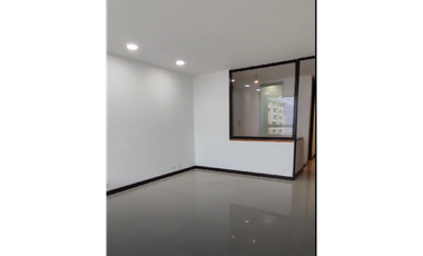 APARTA OFICINA  MEDELLIN POBLADO SECTOR PALMAS  PISO MEDIO