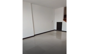 APARTA OFICINA  MEDELLIN POBLADO SECTOR PALMAS  PISO MEDIO