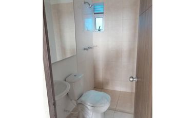 ACSI 1156. Apartamento en arriendo Madrid, Azul celeste