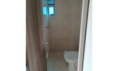 ACSI 1156. Apartamento en arriendo Madrid, Azul celeste