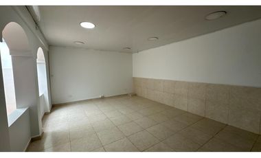 Casa comercial en arriendo - Los Andes, Bogotá