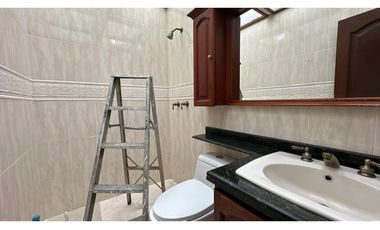 Casa comercial en arriendo - Los Andes, Bogotá