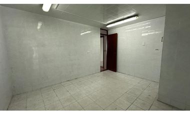 Casa comercial en arriendo - Los Andes, Bogotá