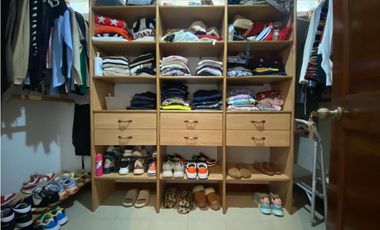 VENDEMOS CASA CON APARTAMENTO INCLUIDO EN POBLADO - LA COLA DEL ZORRO