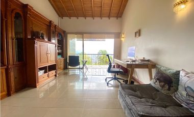 VENDEMOS CASA CON APARTAMENTO INCLUIDO EN POBLADO - LA COLA DEL ZORRO