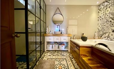 VENDEMOS CASA CON APARTAMENTO INCLUIDO EN POBLADO - LA COLA DEL ZORRO