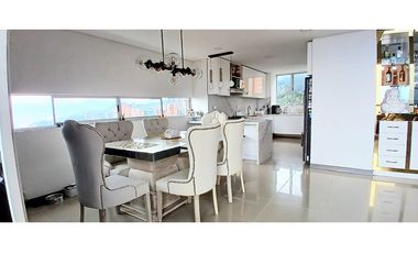 Excelente ubicación del Tesoro, piso muy alto y vista panorámica