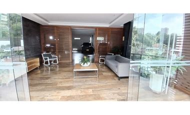 Excelente ubicación del Tesoro, piso muy alto y vista panorámica