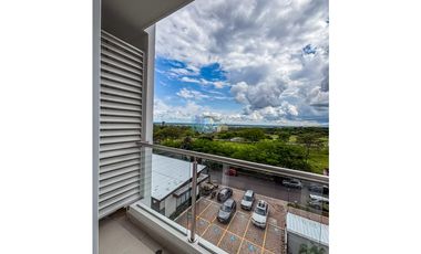 En Venta Apartamento en Condominio Reserva de la Sierra (Sector Buque)